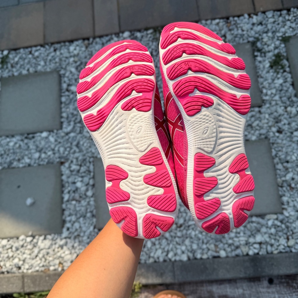 ASICS Gel-Nimbus 24 Womens Size 9 Running Shoes Fuchsia Red Athletic Trainers - Picture 7 of 15